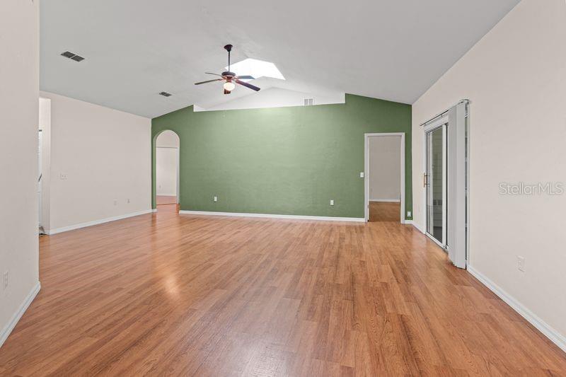 1861 Southwest 65th Drive Gainesville, FL 32607 - Photo 5 of 34 Gallery Image 5