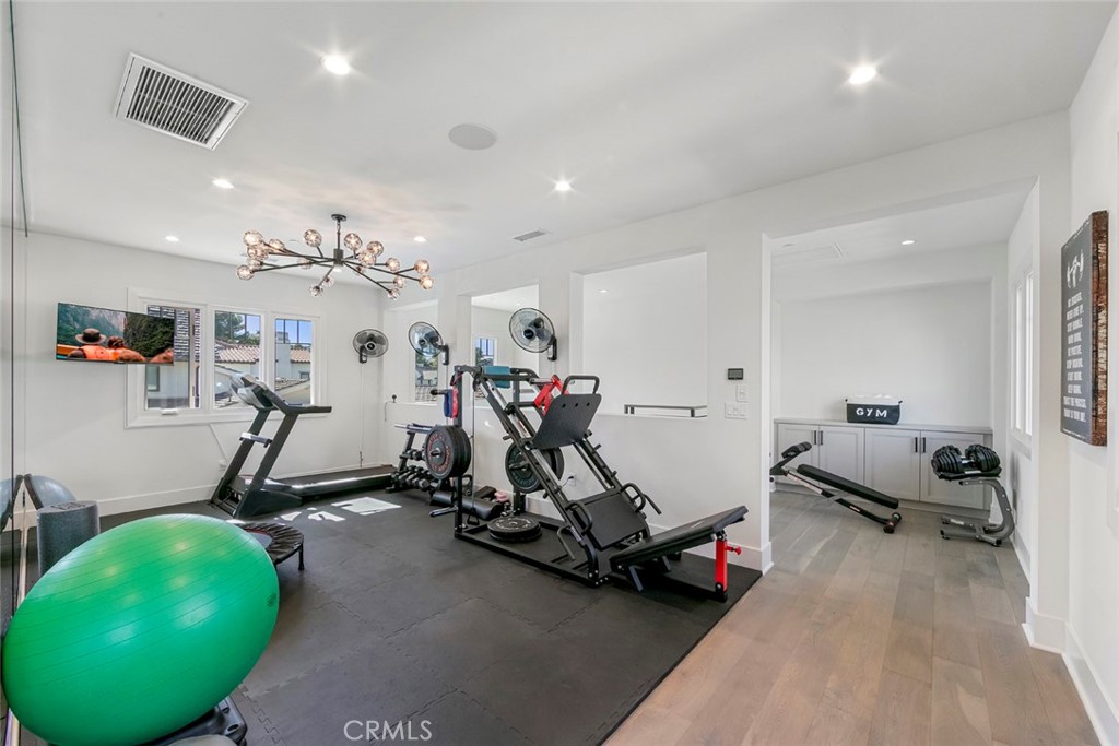 5 Rancho Elastico Road Rolling Hills Estates, CA 90274 - Photo 35 of 48 a view of a room with gym equipment