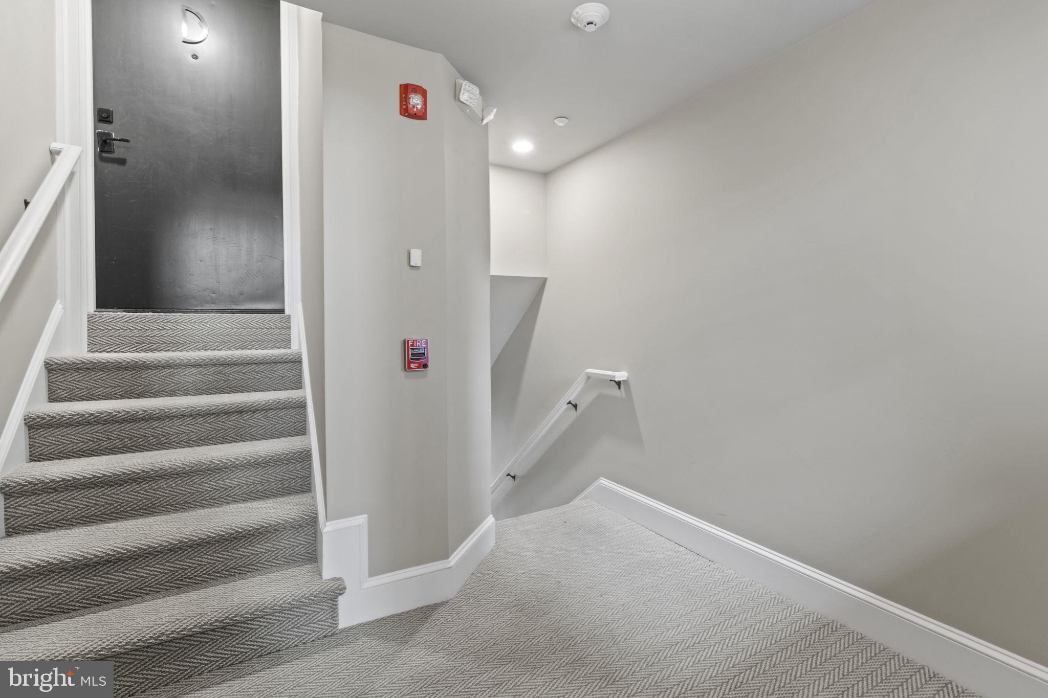 6 South Valley Road, Unit D Paoli, PA 19301 - Photo 4 of 25