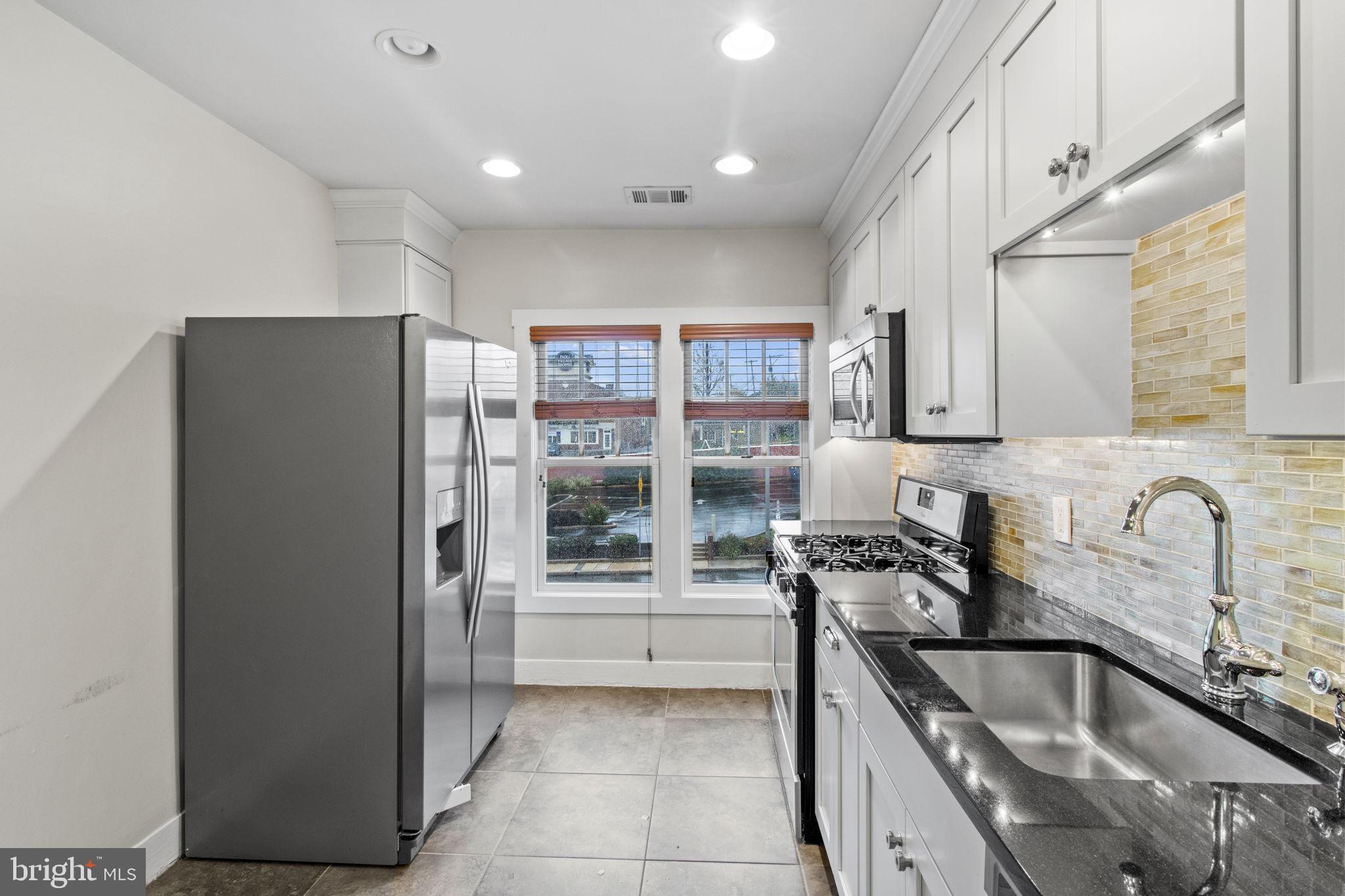 6 South Valley Road, Unit D Paoli, PA 19301 - Photo 5 of 25