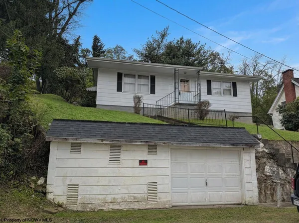 $69,000 | 119 High Street, Shinnston, WV 26431