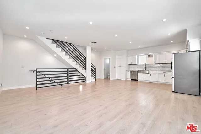 $2,900,000 | 1143 Irolo Street, Los Angeles, CA 90006