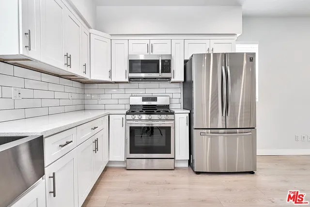 $2,900,000 | 1143 Irolo Street, Los Angeles, CA 90006