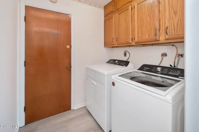 $2,185 | 4 Sugarbush Road, Clifton Park, NY 12065