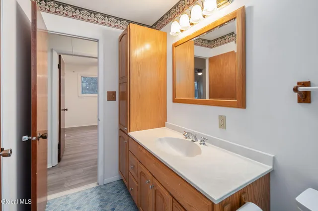 $2,185 | 4 Sugarbush Road, Clifton Park, NY 12065