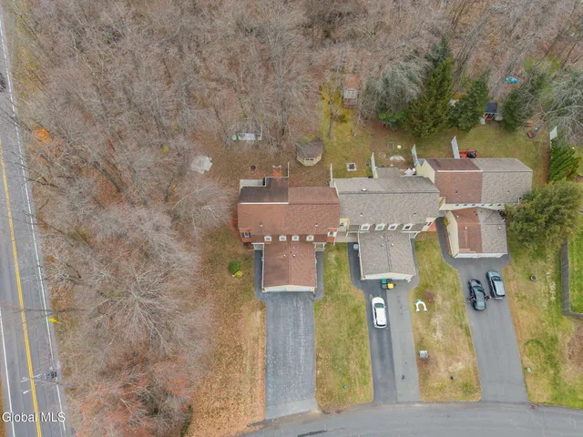 $2,185 | 4 Sugarbush Road, Clifton Park, NY 12065