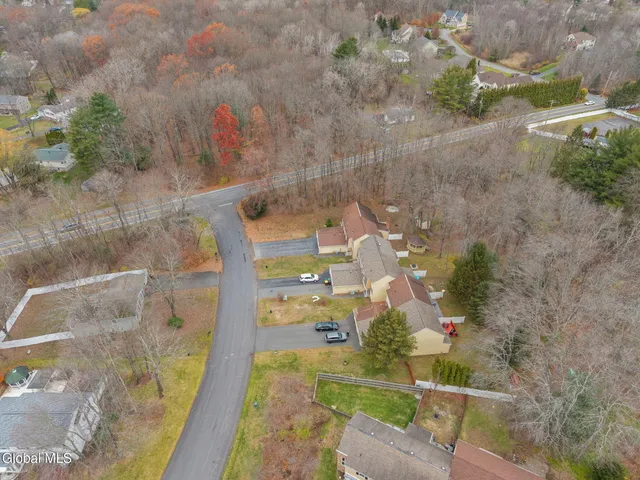 $2,185 | 4 Sugarbush Road, Clifton Park, NY 12065