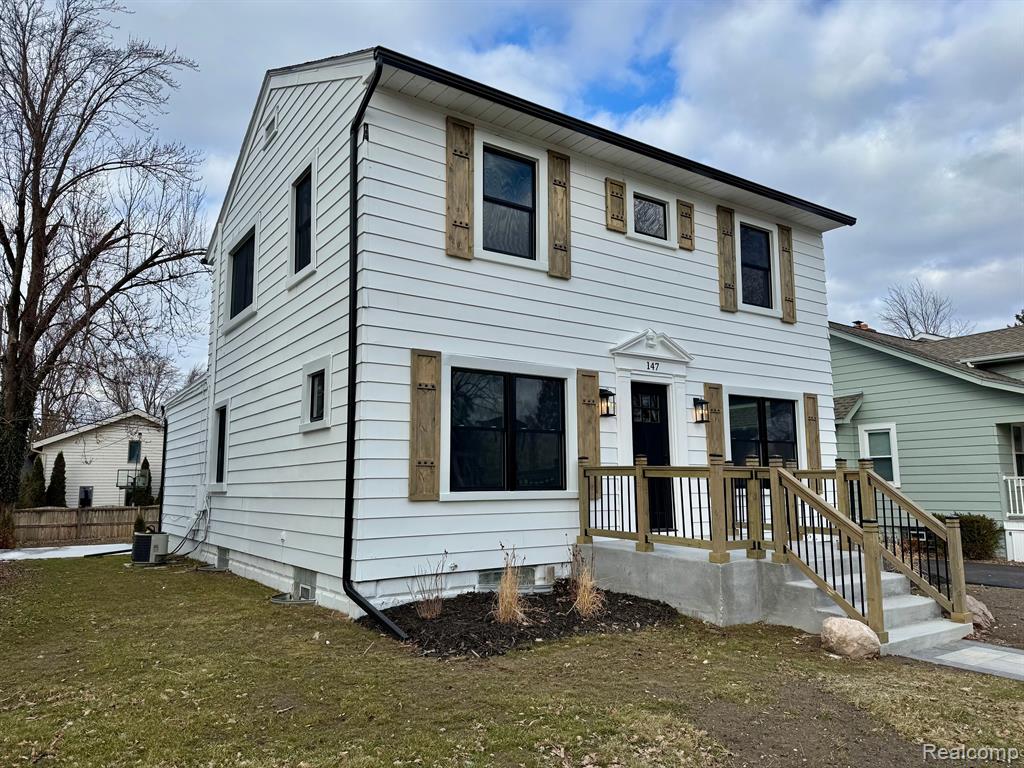 147 Highland Avenue Rochester, MI 48307 - Photo 2 of 22