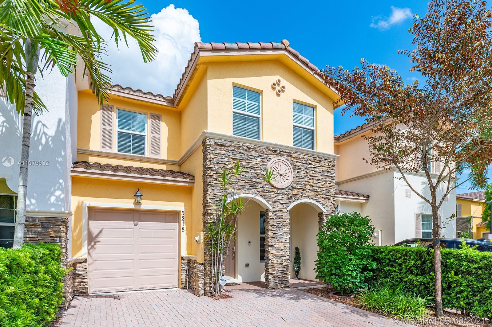 5218 Southwest 78th Terrace Davie, FL 33328 - Photo 1 of 41