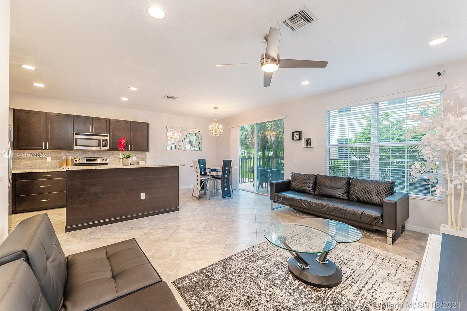5218 Southwest 78th Terrace Davie, FL 33328 - Photo 13 of 41