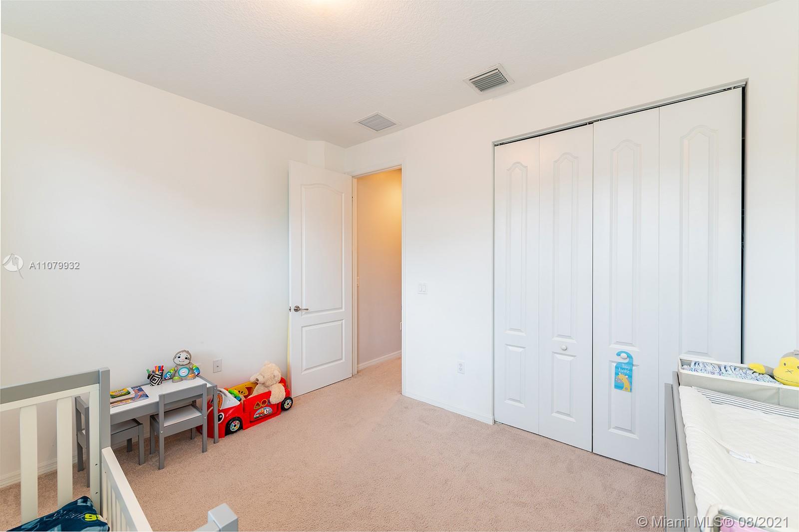 5218 Southwest 78th Terrace Davie, FL 33328 - Photo 23 of 41