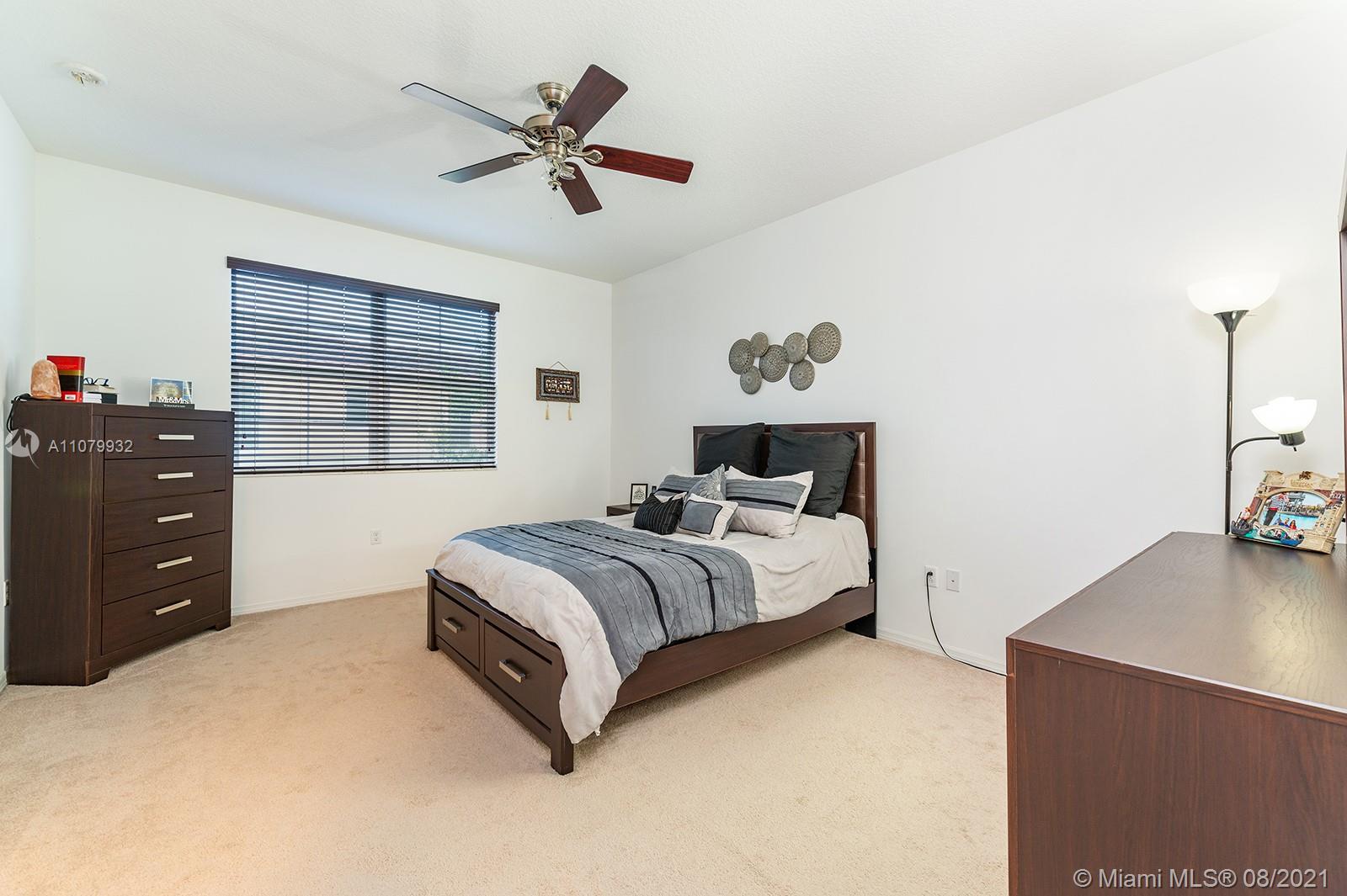 5218 Southwest 78th Terrace Davie, FL 33328 - Photo 26 of 41