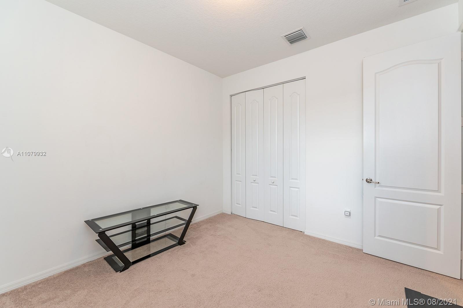 5218 Southwest 78th Terrace Davie, FL 33328 - Photo 32 of 41