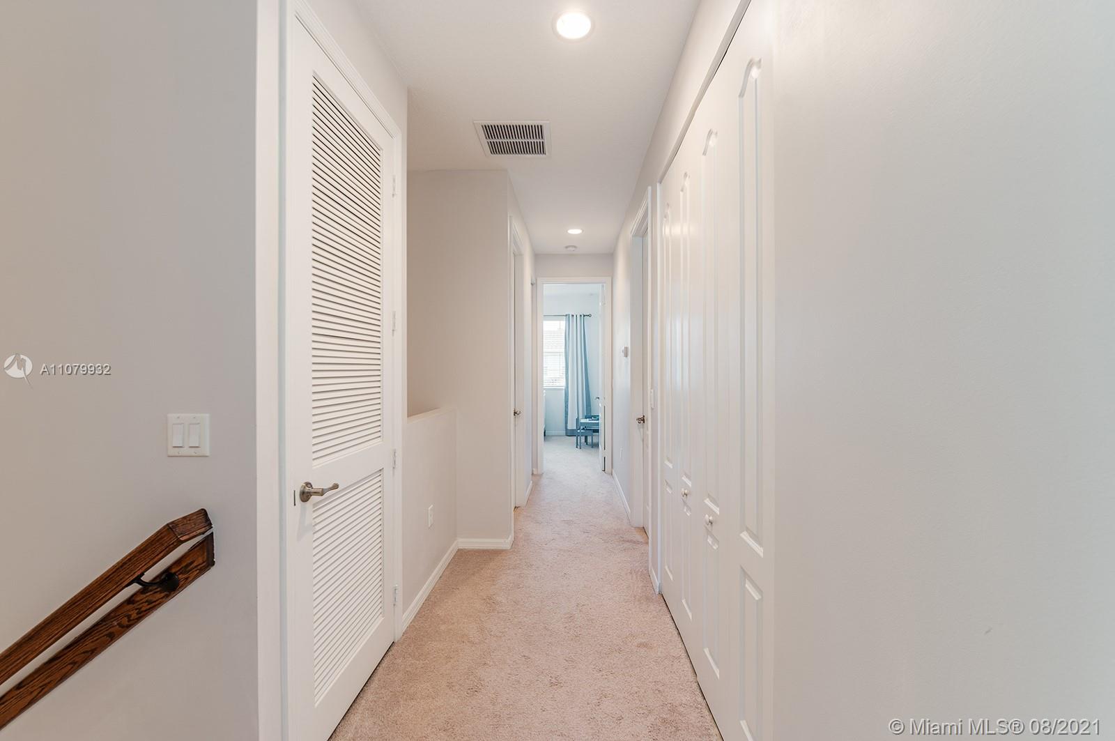 5218 Southwest 78th Terrace Davie, FL 33328 - Photo 33 of 41