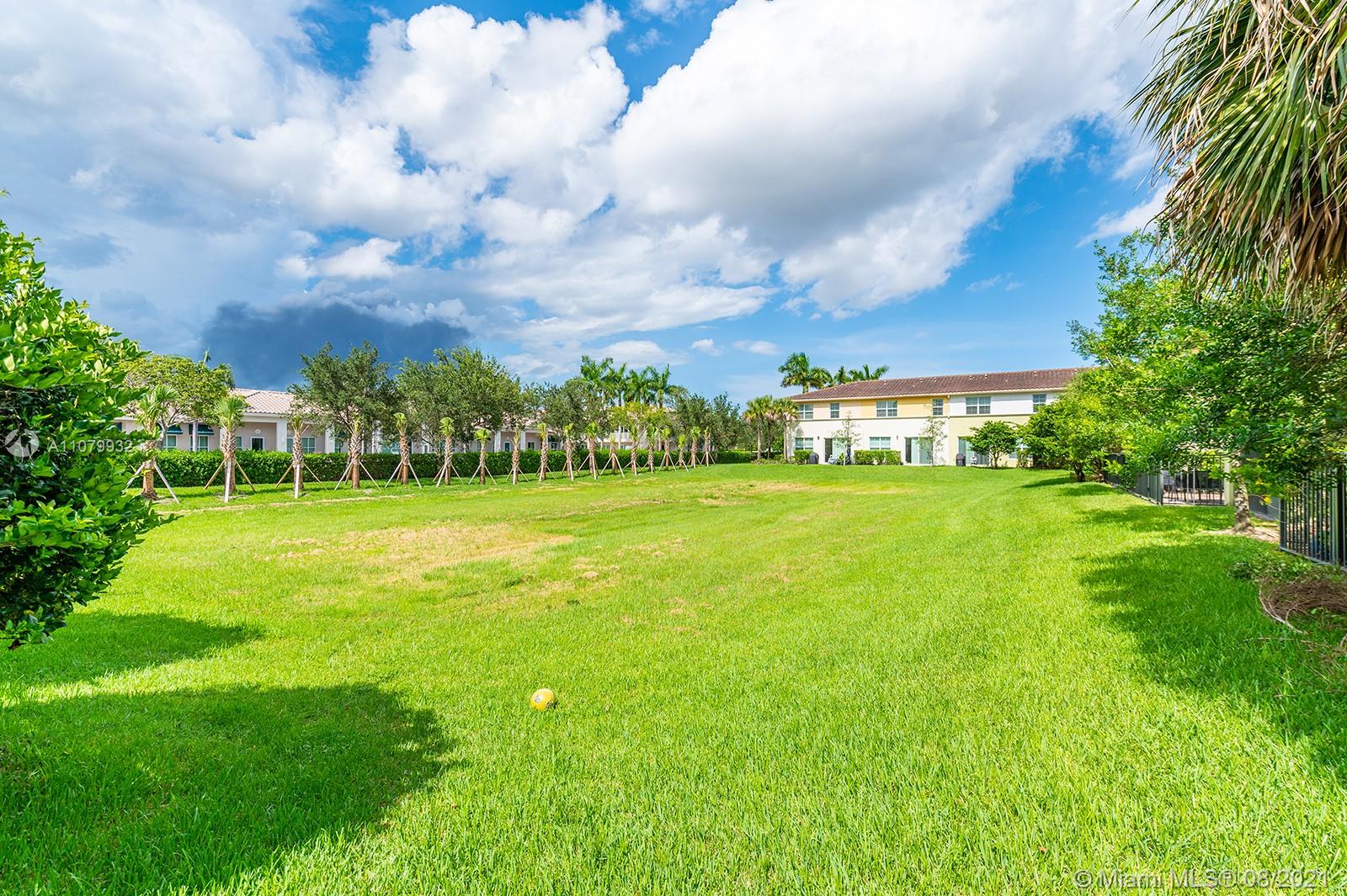 5218 Southwest 78th Terrace Davie, FL 33328 - Photo 38 of 41