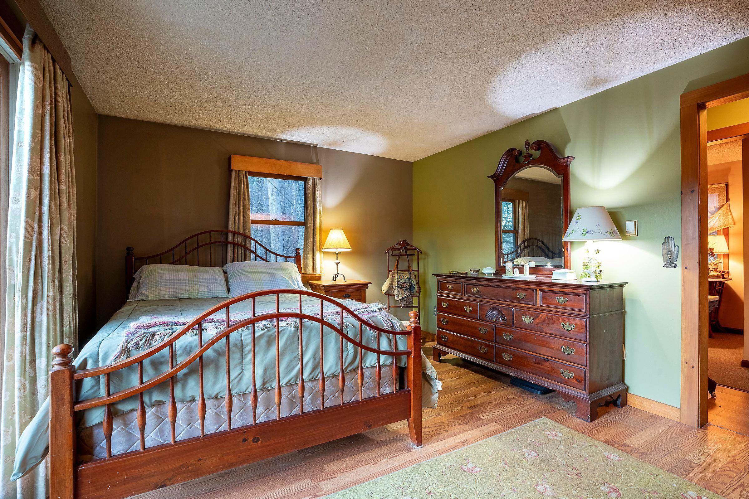 3702 Vermont Rte 100 Londonderry, VT 05155 - Photo 8 of 48 Gallery Image 8