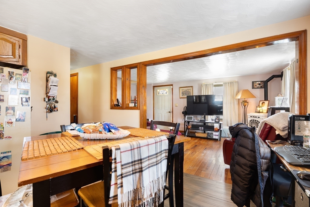 1791 Carew Street Springfield, MA 01104 - Photo 11 of 27