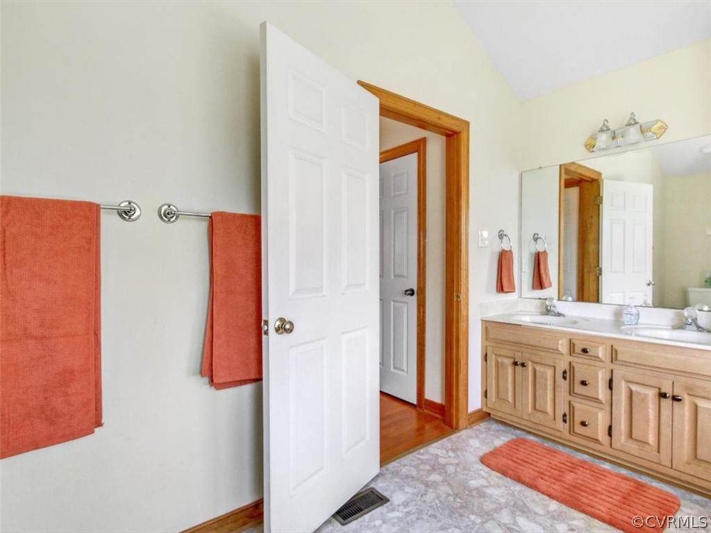 22957 Cabin Point Road Disputanta, VA 23842 - Photo 17 of 43 Gallery Image 17