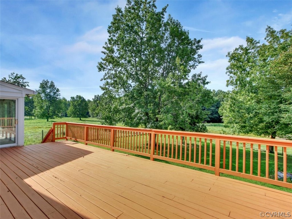 22957 Cabin Point Road Disputanta, VA 23842 - Photo 30 of 43 Gallery Image 30