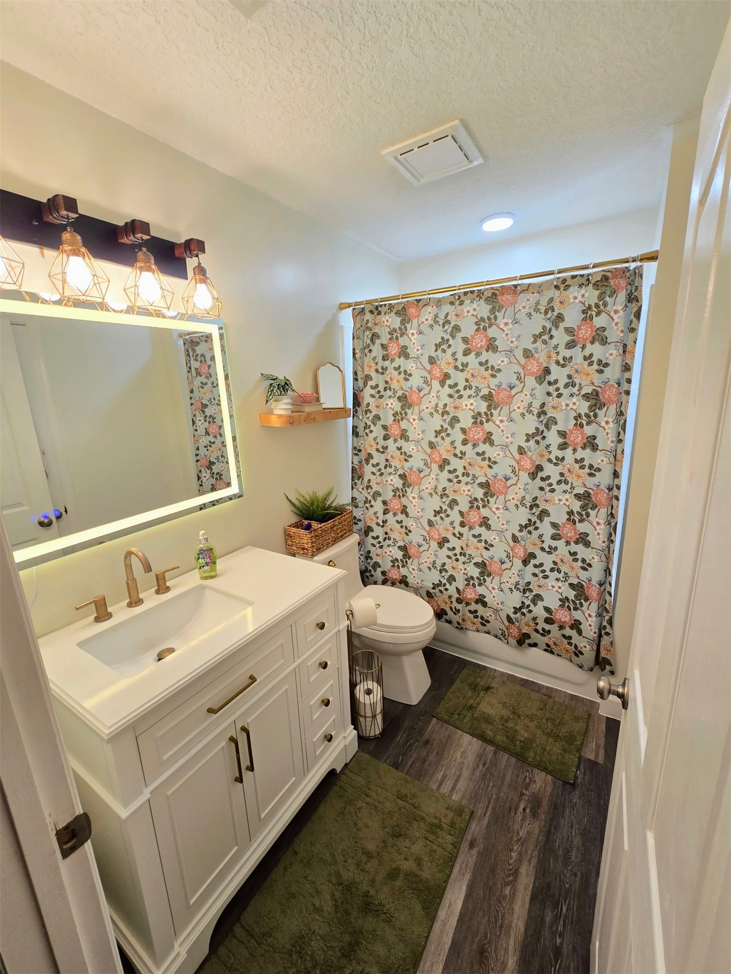 17098 Cross Branch Road Hilliard, FL 32046 - Photo 23 of 71 Newly renovated bath #2