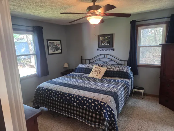 $749,000 | 26641 60th Avenue, Mattawan, MI 49071