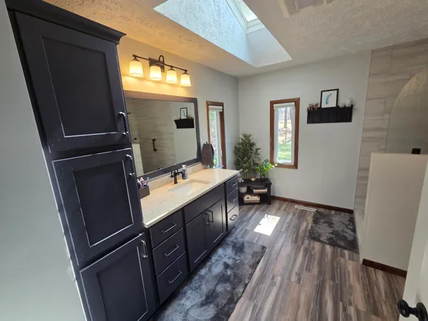 $749,000 | 26641 60th Avenue, Mattawan, MI 49071