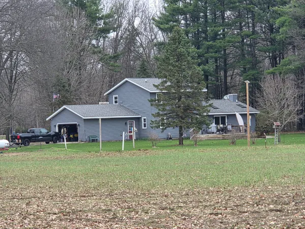 $749,000 | 26641 60th Avenue, Mattawan, MI 49071