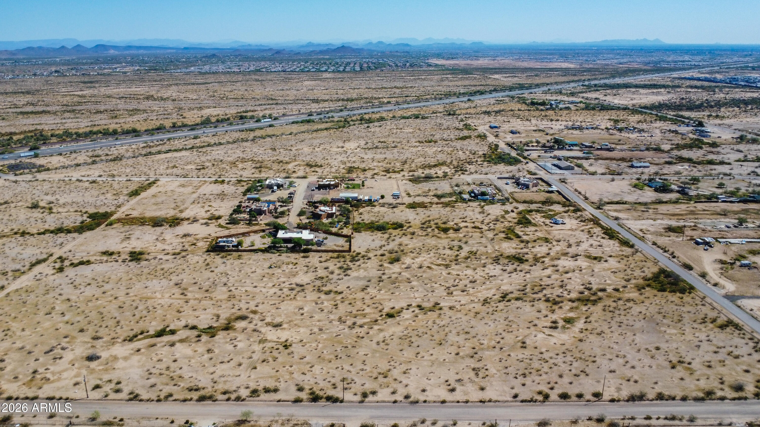 19300 West Roadrunner Road Wittmann, AZ 85361 - Photo 15 of 102 LEIAT 945