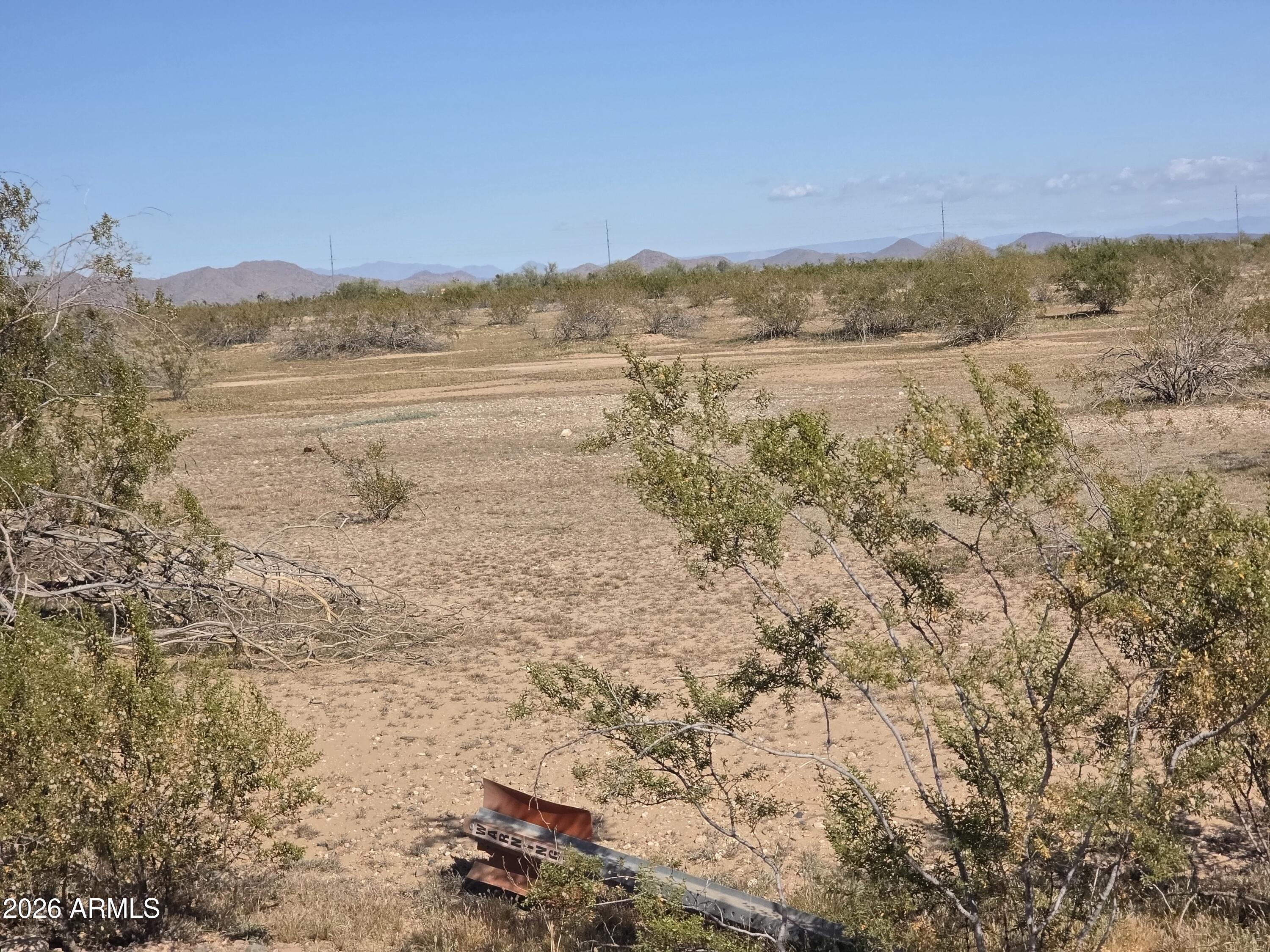 19300 West Roadrunner Road Wittmann, AZ 85361 - Photo 27 of 102 20260214_143623