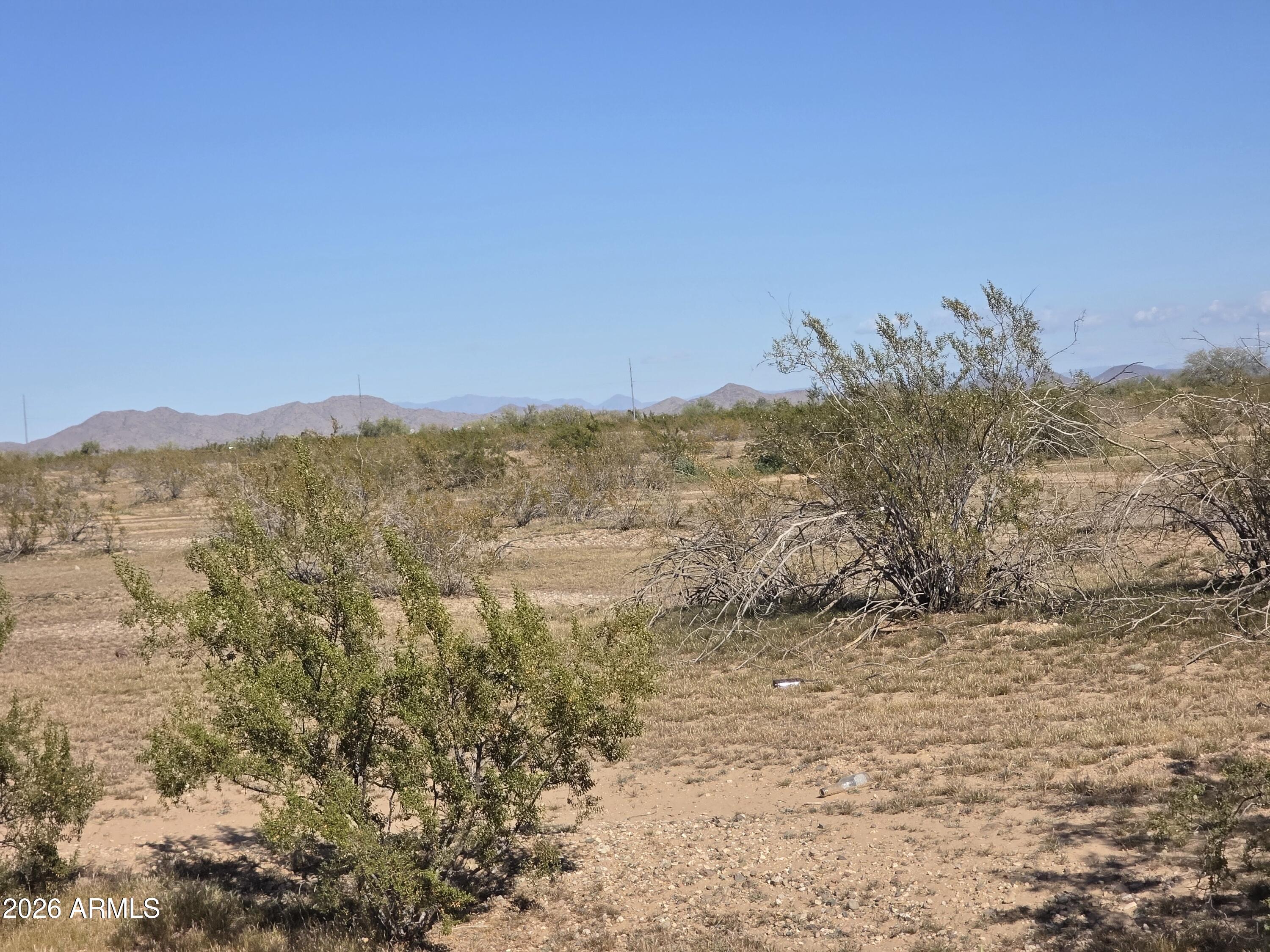 19300 West Roadrunner Road Wittmann, AZ 85361 - Photo 28 of 102 20260214_143619