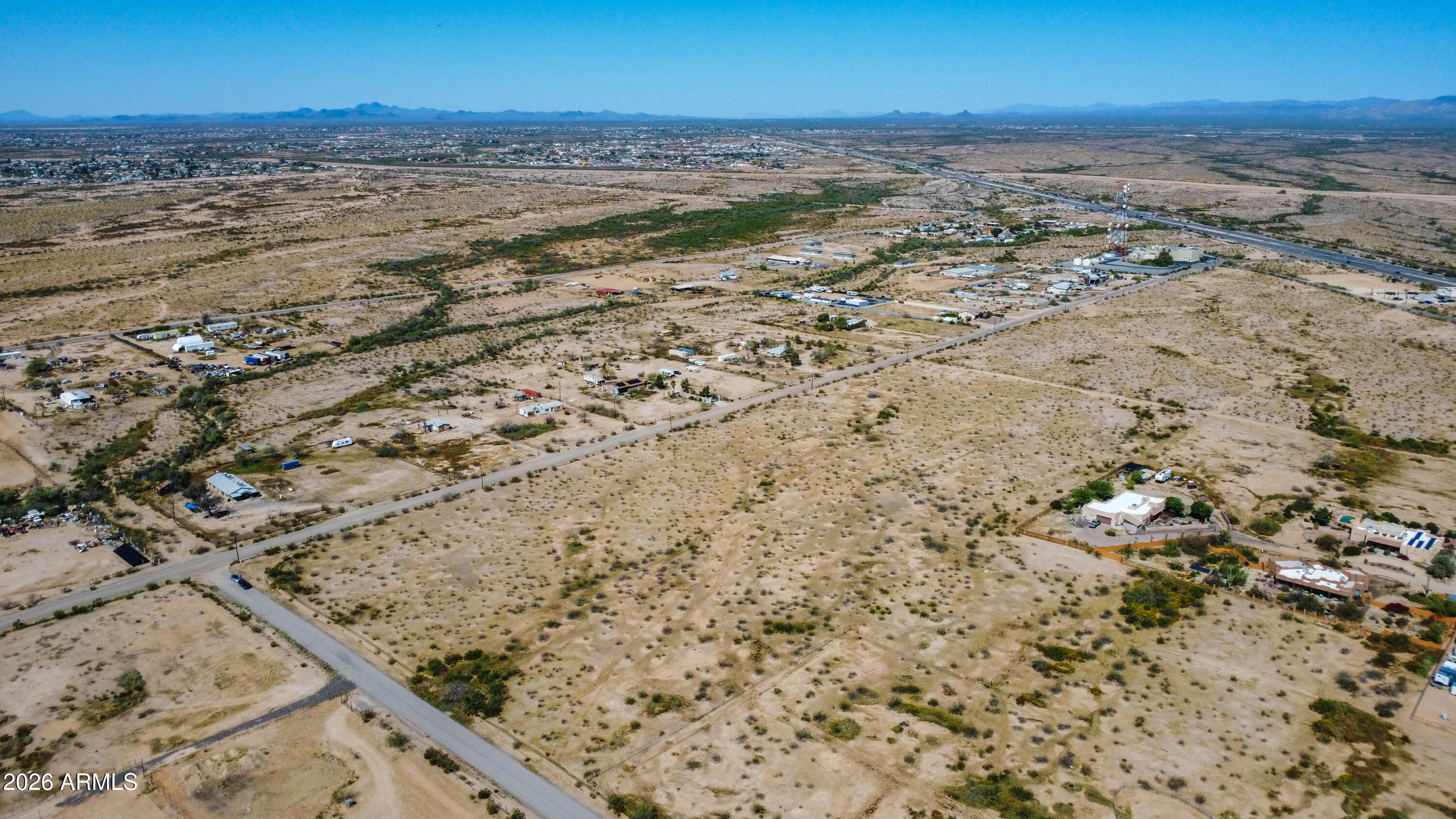 19300 West Roadrunner Road Wittmann, AZ 85361 - Photo 5 of 102 a view of city and ocean