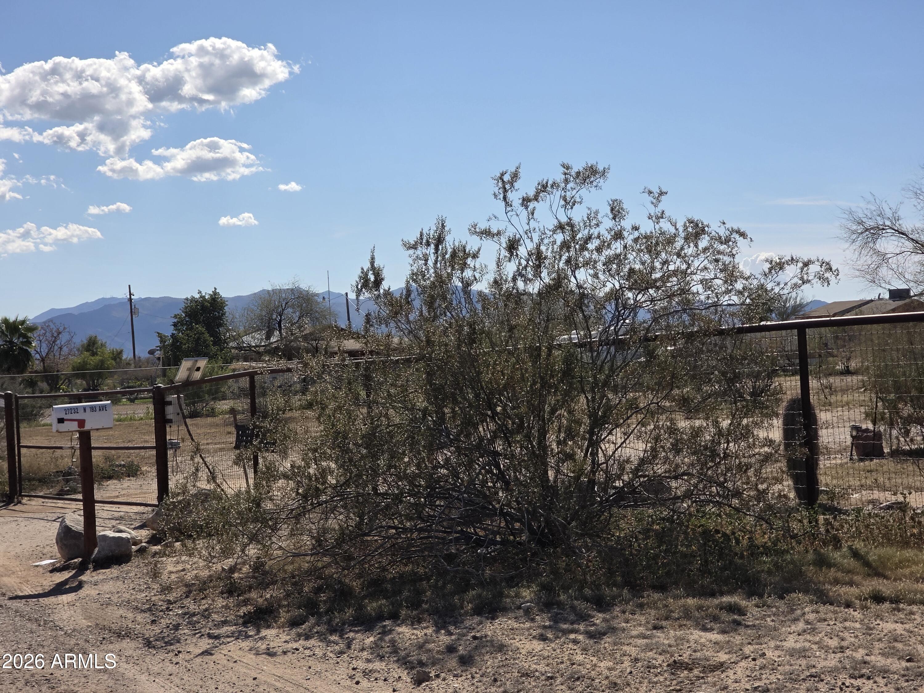 19300 West Roadrunner Road Wittmann, AZ 85361 - Photo 69 of 102 a view of a lake
