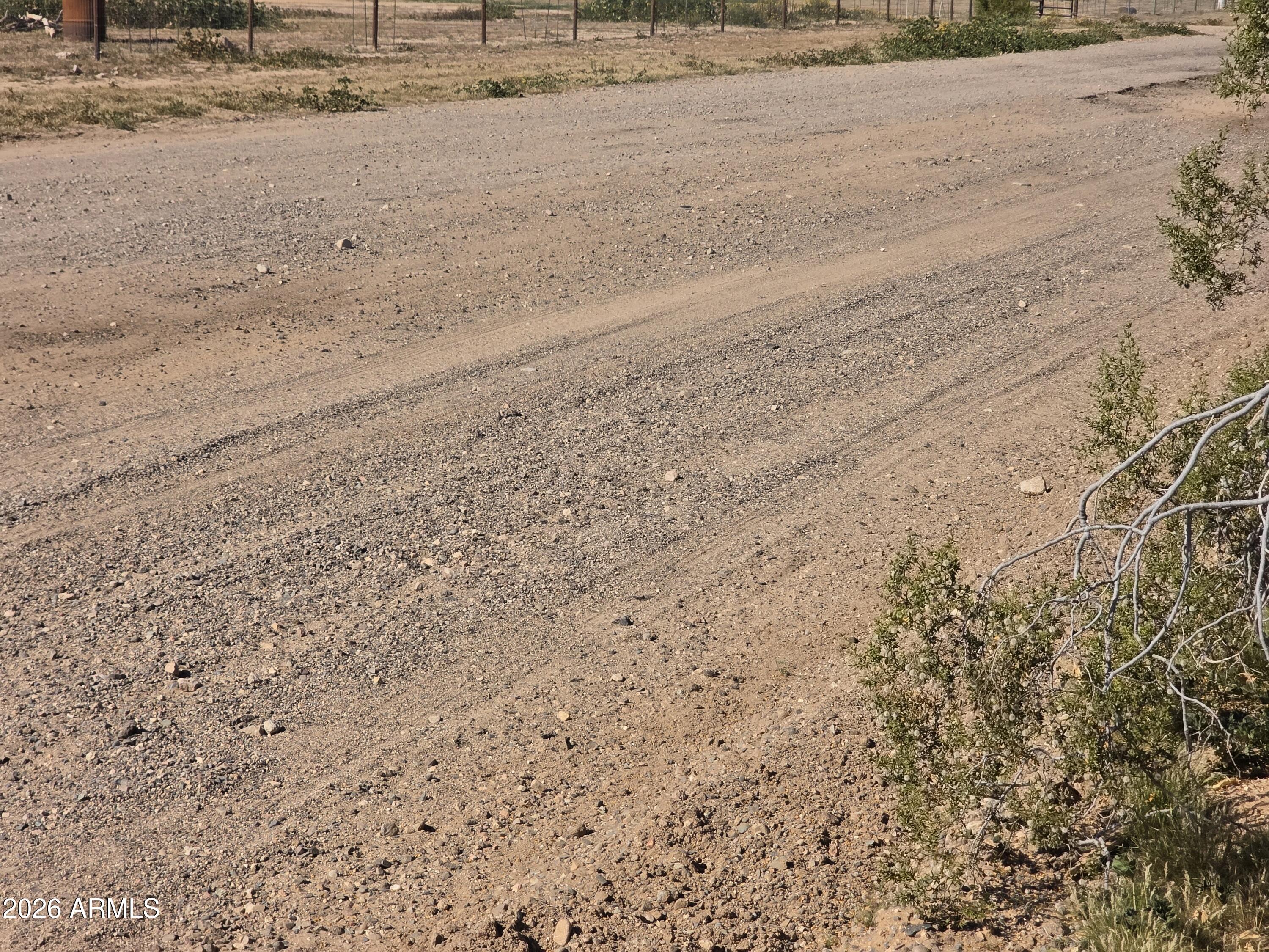 19300 West Roadrunner Road Wittmann, AZ 85361 - Photo 73 of 102 20260214_143023