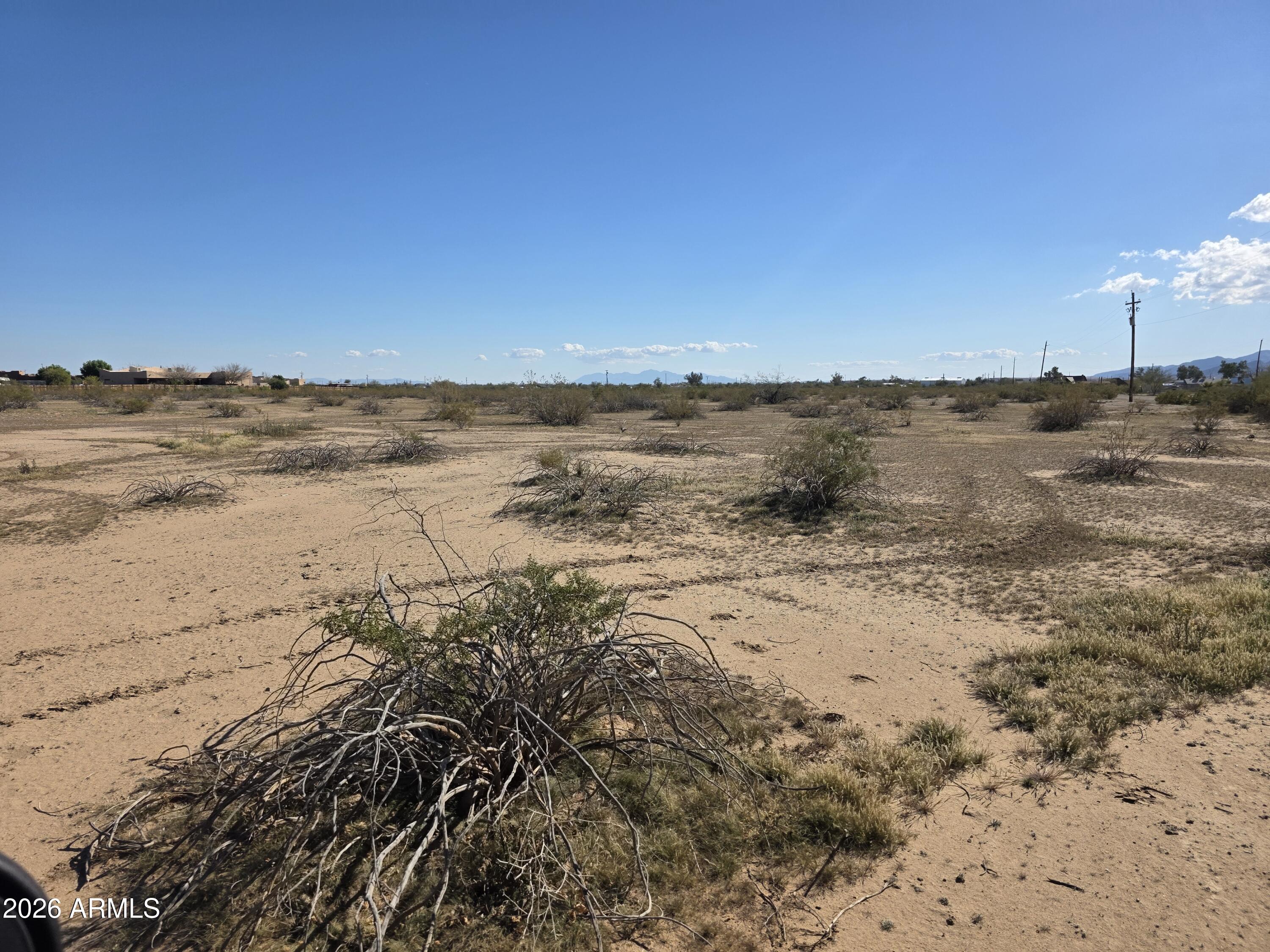 19300 West Roadrunner Road Wittmann, AZ 85361 - Photo 92 of 102 a view of beach and ocean