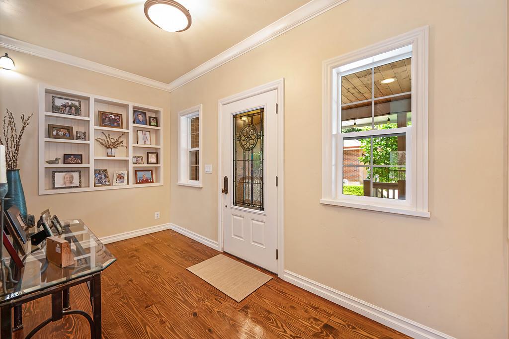 3557 Val Verde Road Loomis, CA 95650 - Photo 5 of 71 a view of an empty room with a window