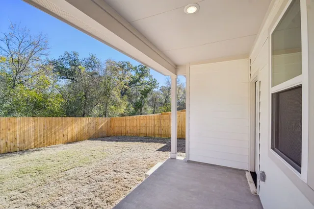 $337,155 | 182 Bendecido Loop, Elgin, TX 78621