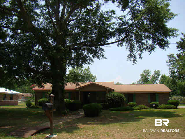 623 East Pedigo Avenue Foley, AL 36535 - Photo 1 of 1