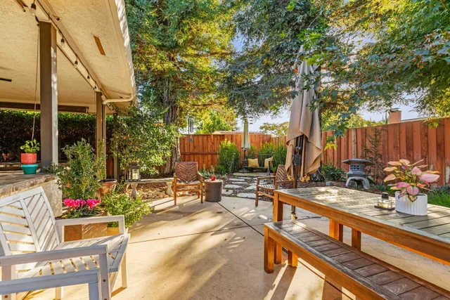 a view of outdoor space yard and patio