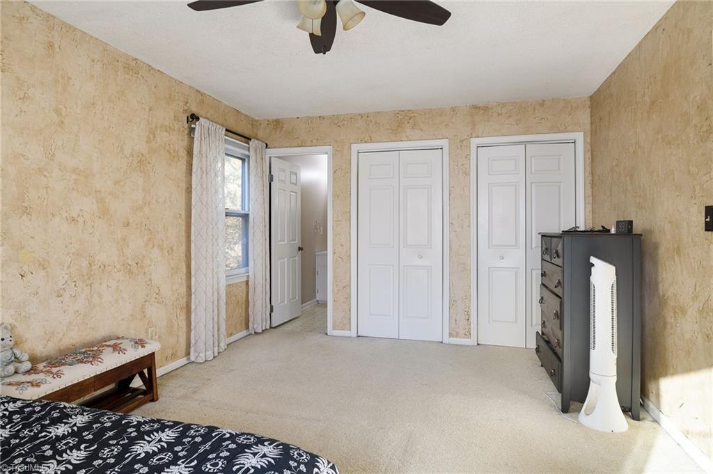 2021 Arden Place High Point, NC 27265 - Photo 17 of 35