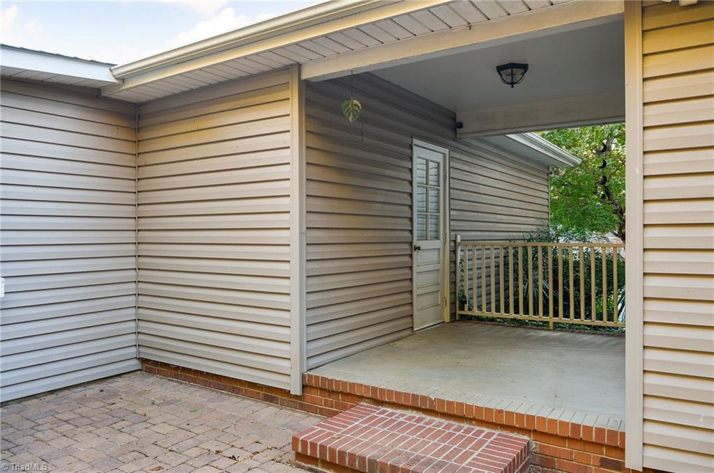 2021 Arden Place High Point, NC 27265 - Photo 26 of 35