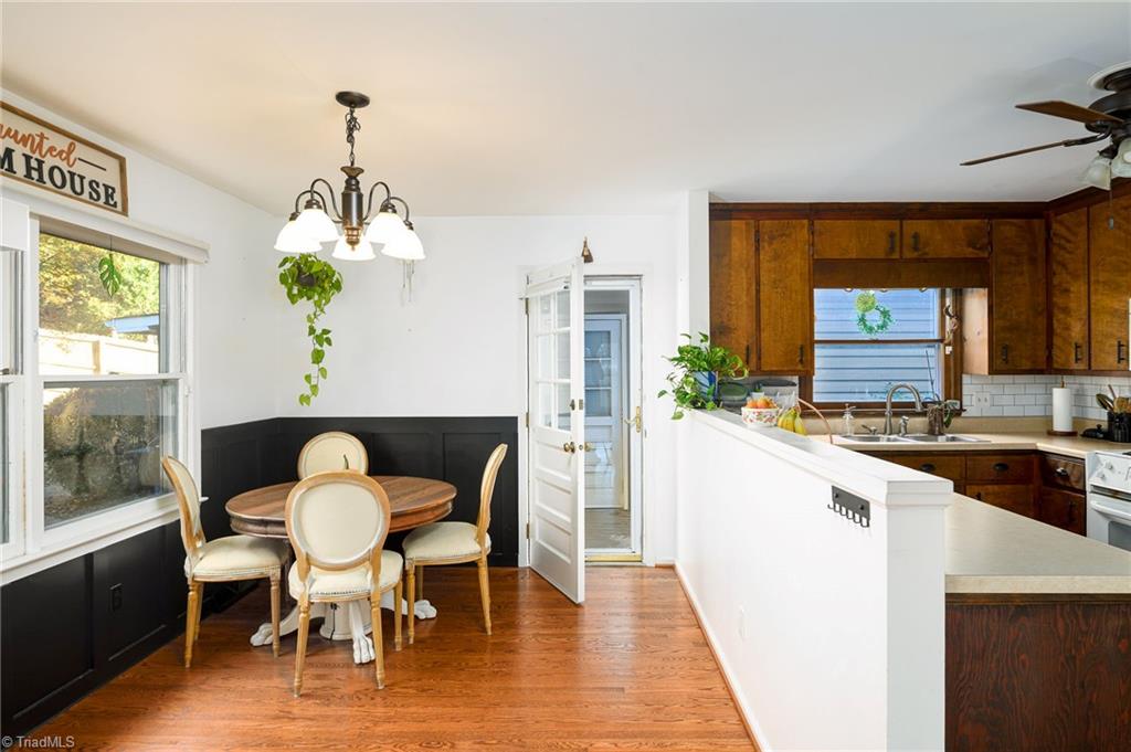 2021 Arden Place High Point, NC 27265 - Photo 10 of 35