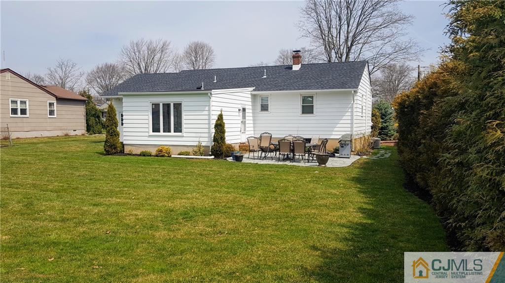 1372 Sioux Road North Brunswick, NJ 08902 - Photo 4 of 21 Gallery Image 4