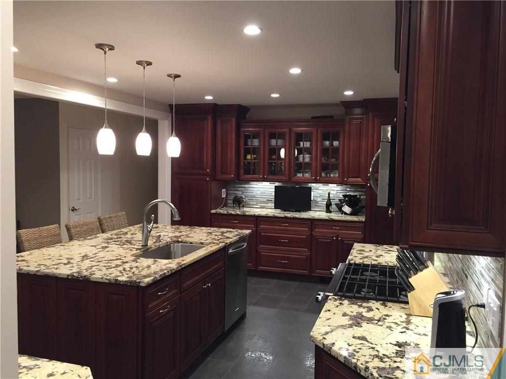 1372 Sioux Road North Brunswick, NJ 08902 - Photo 10 of 21 Gallery Image 10