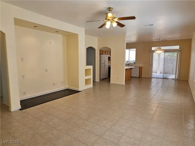 $1,895 | 9936 Mystic Dance Street, Las Vegas, NV 89183