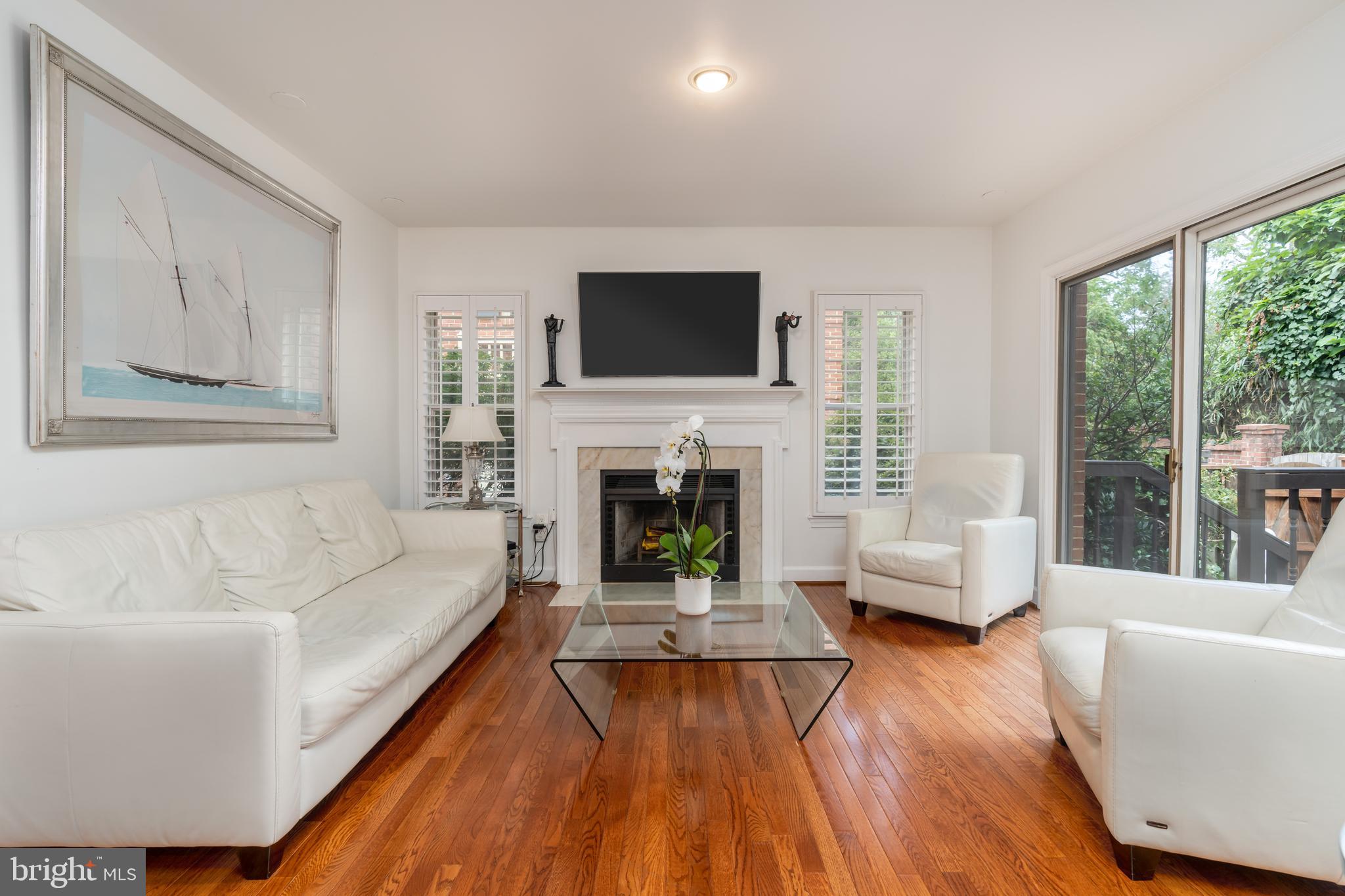 1498 Hampton Hill Circle McLean, VA 22101 - Photo 13 of 27