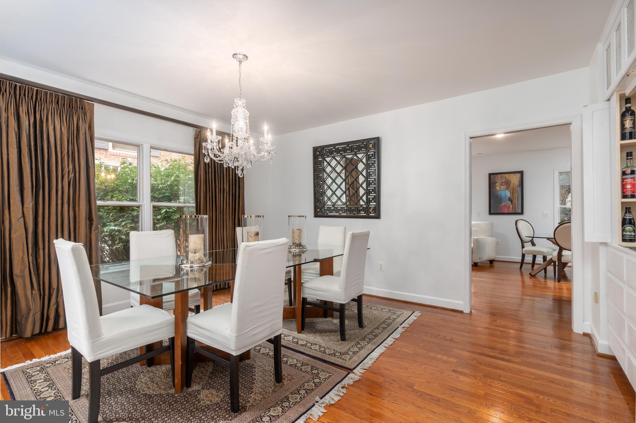 1498 Hampton Hill Circle McLean, VA 22101 - Photo 9 of 27