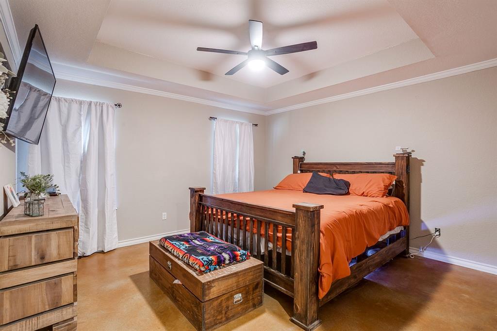 301 Willow Circle Springtown, TX 76082 - Photo 19 of 40