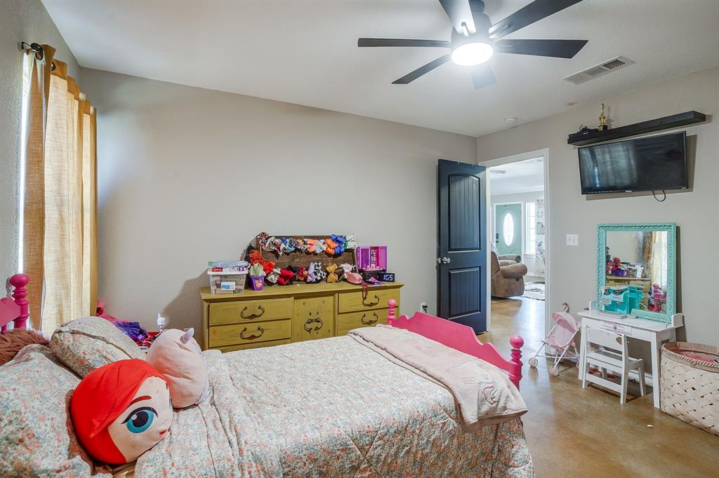 301 Willow Circle Springtown, TX 76082 - Photo 32 of 40