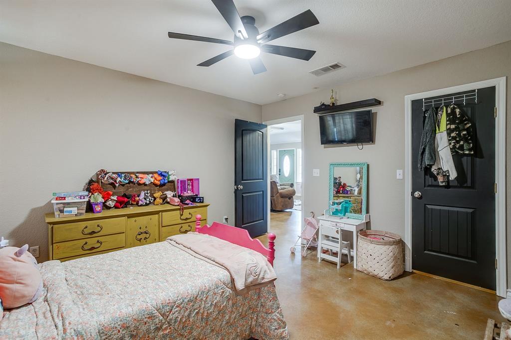 301 Willow Circle Springtown, TX 76082 - Photo 33 of 40