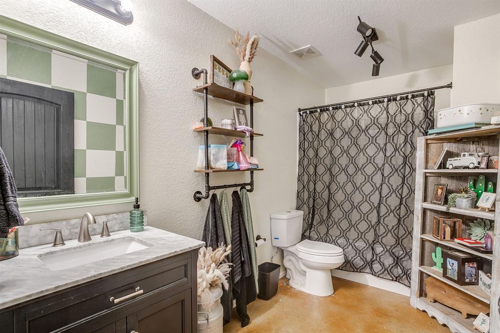 301 Willow Circle Springtown, TX 76082 - Photo 34 of 40